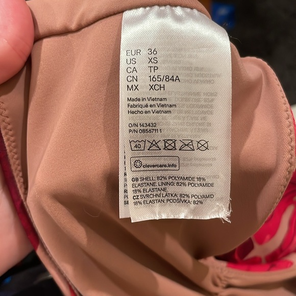 Johanna Ortiz for H&M Swim Suit - Picture 5 of 7